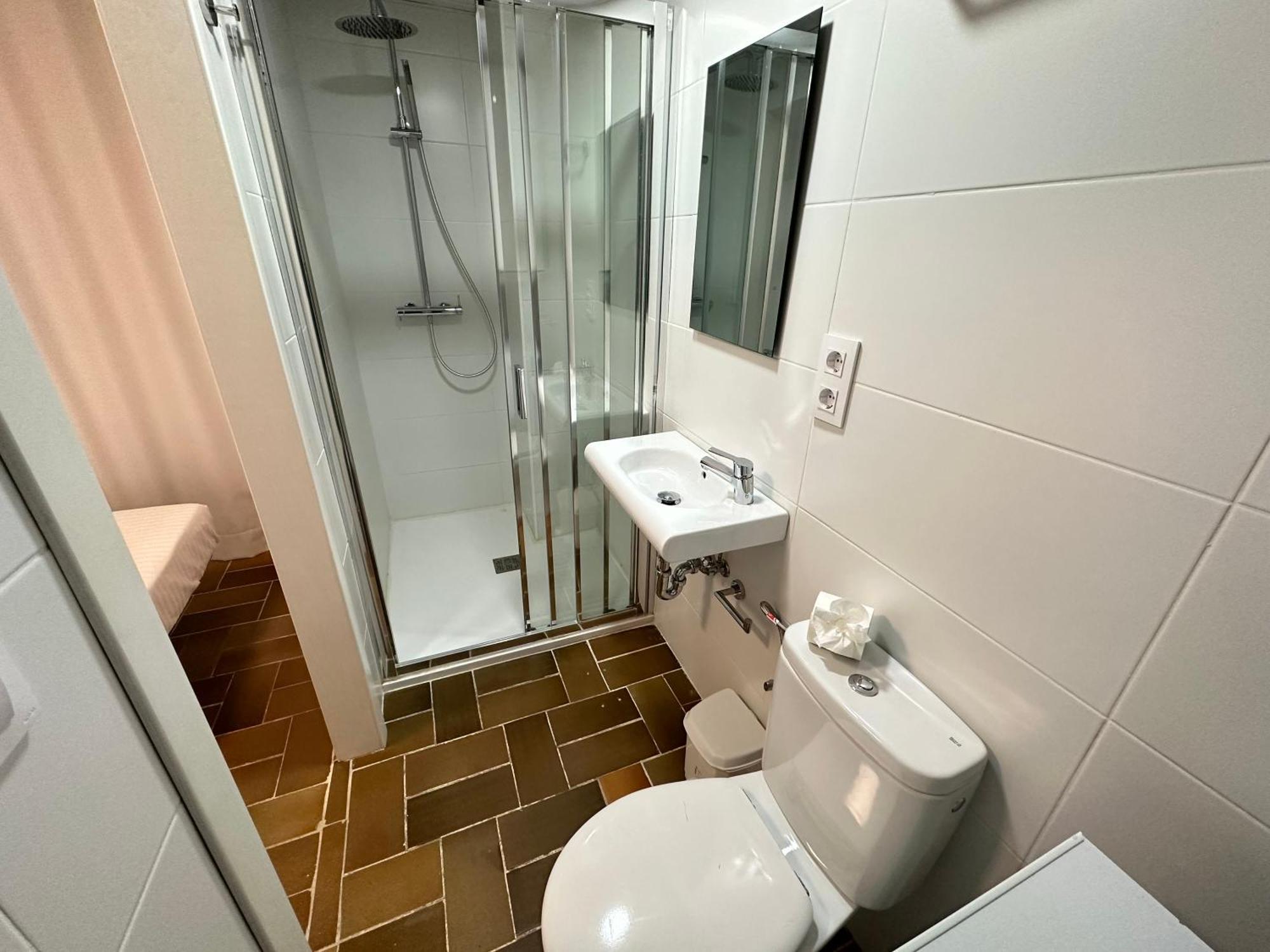 Apartament Agi Porthos *
